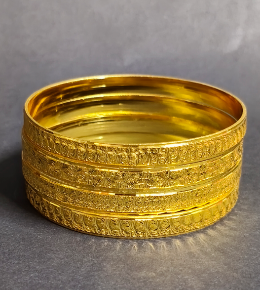 Royal Floral Engraved Gold Polish Bangles - Image 3